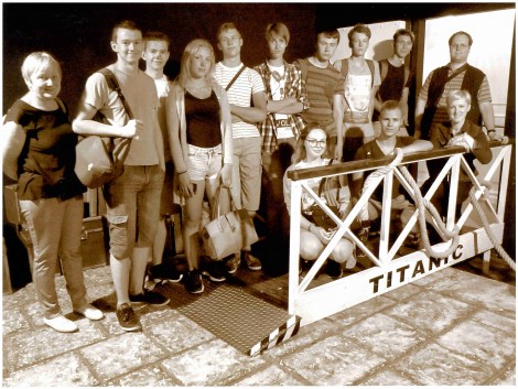 KTU ir Jonučių gimnazijų mokiniai parodoje "Titanikas" / Parodos organizatorių nuotr.